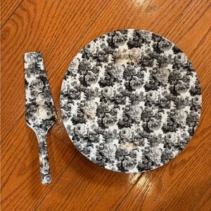 Formalities by Baum Bros Black & White Floral Cake Plate & Server Set